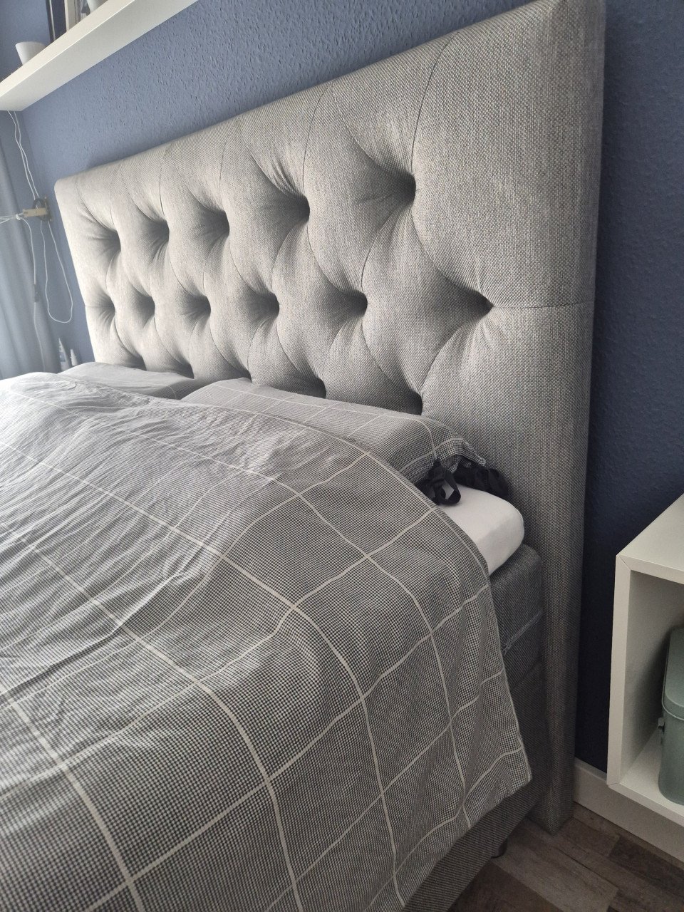Boxspring Grijs (4.5 jaar oud)