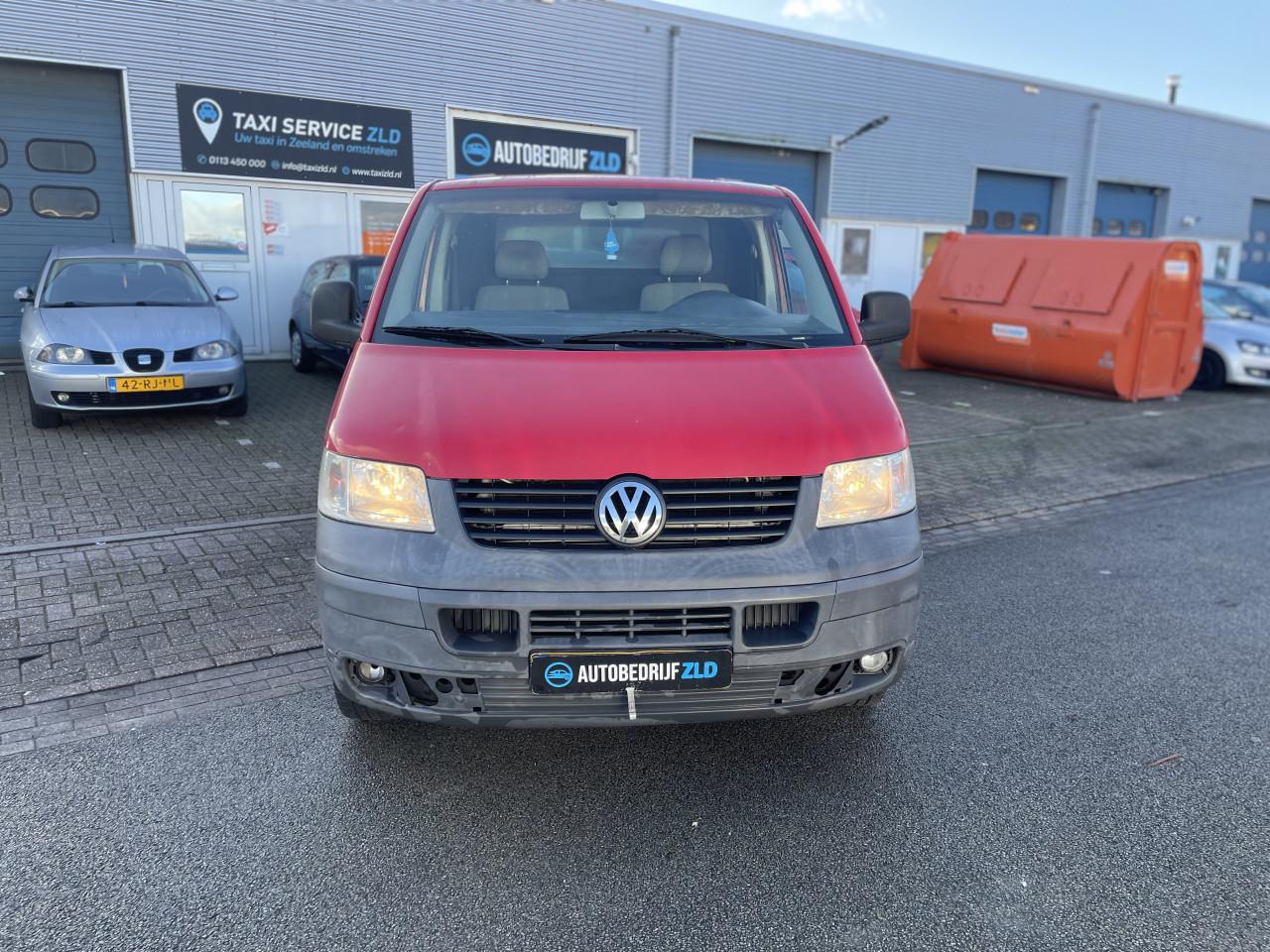 Volkswagen Transporter 2.5 TDI /CARPLAY/CRUISE CONTR/TREKH.