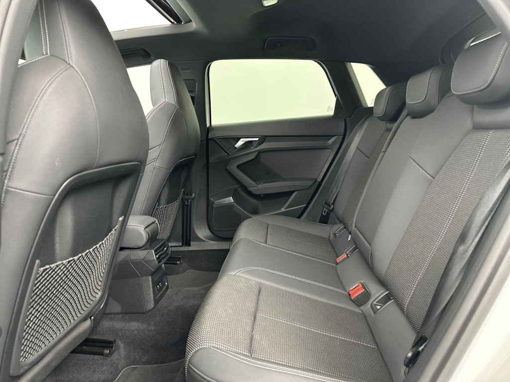 Audi A3 sportback 45 tfsi e s-line pano b&o matrix carplay