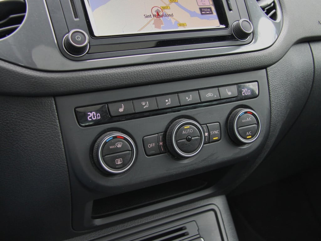 Volkswagen Tiguan 1.4 tsi 150pk dsg r-line | pano dak | trekhaak