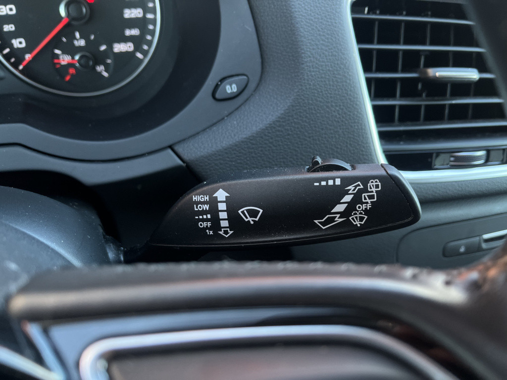 Audi Q3 1.4 tfsi cod sport pro line automaat | navi | stoelverw. | keyless 