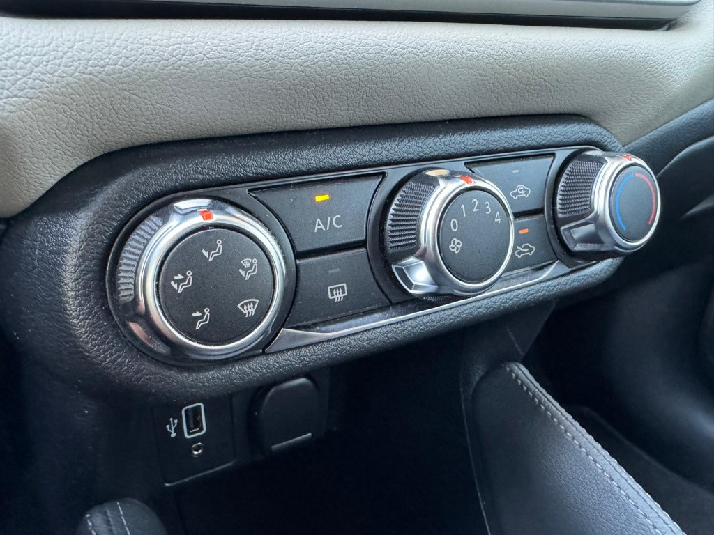Nissan Micra 1.0 ig-t acenta