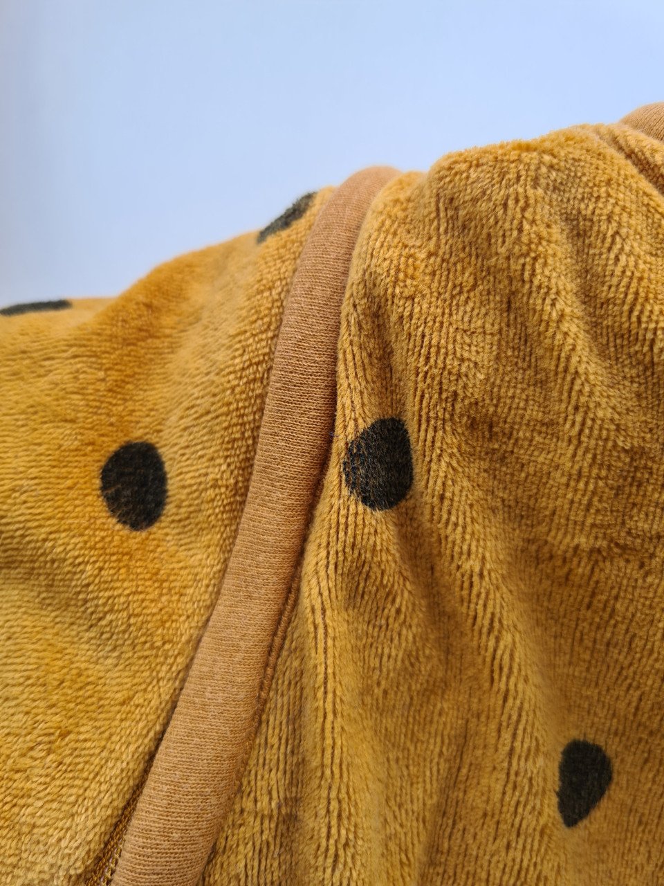 2 X mosterdgeel  slaapzak met afritsbare mouwen Hema  Mt 86-104 samen €5