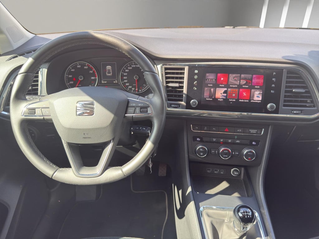 Seat Ateca 1.0 tsi style | navigatie | klimaatregeling | parkeersenors v+a 