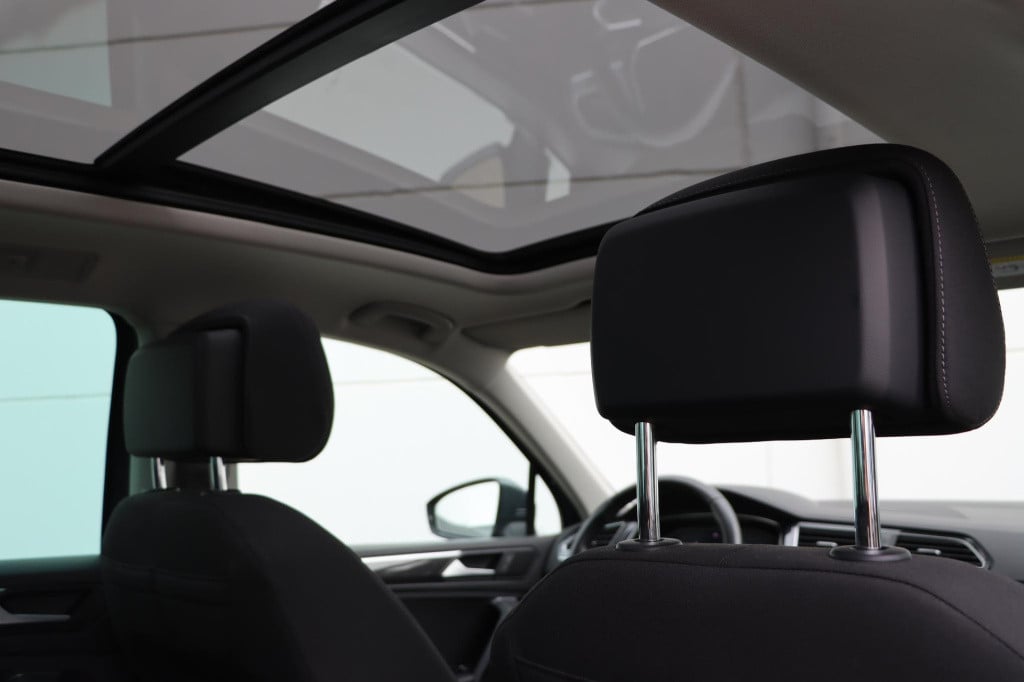 Volkswagen Tiguan 1.5 tsi elegance