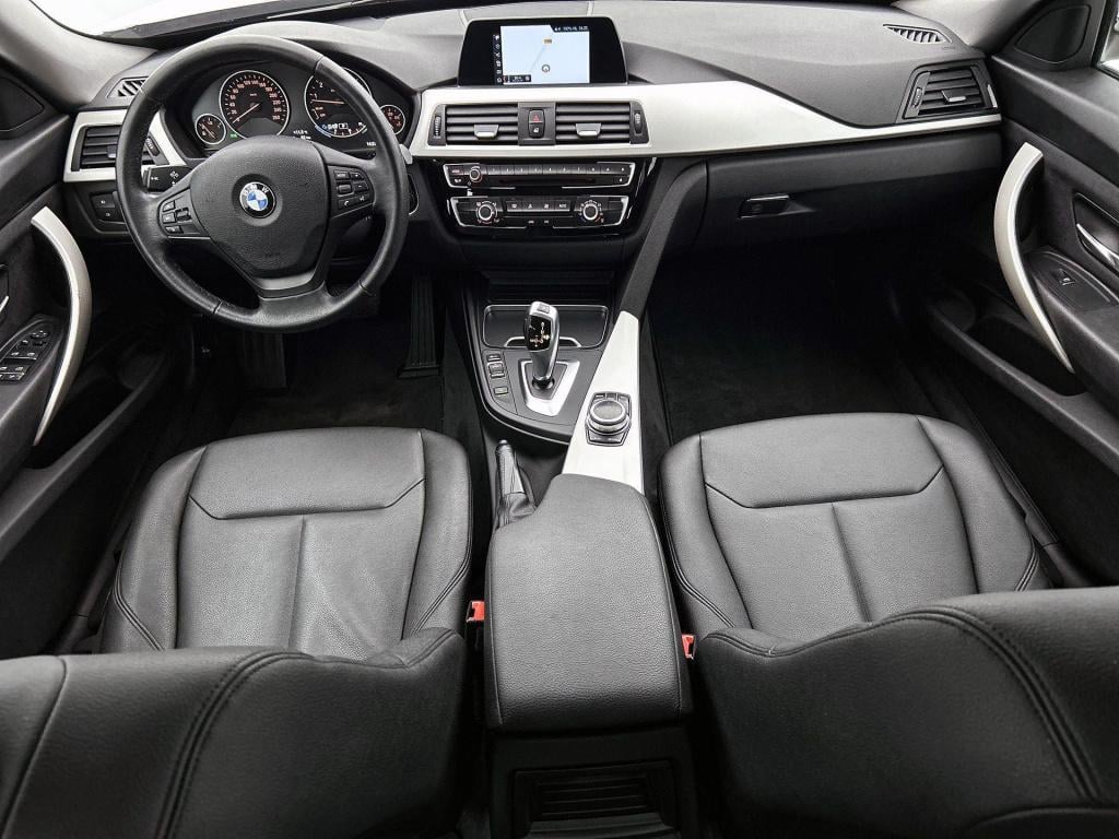 BMW 3-serie 320i xdrive executive | automaat | navigatie | leder | climate 