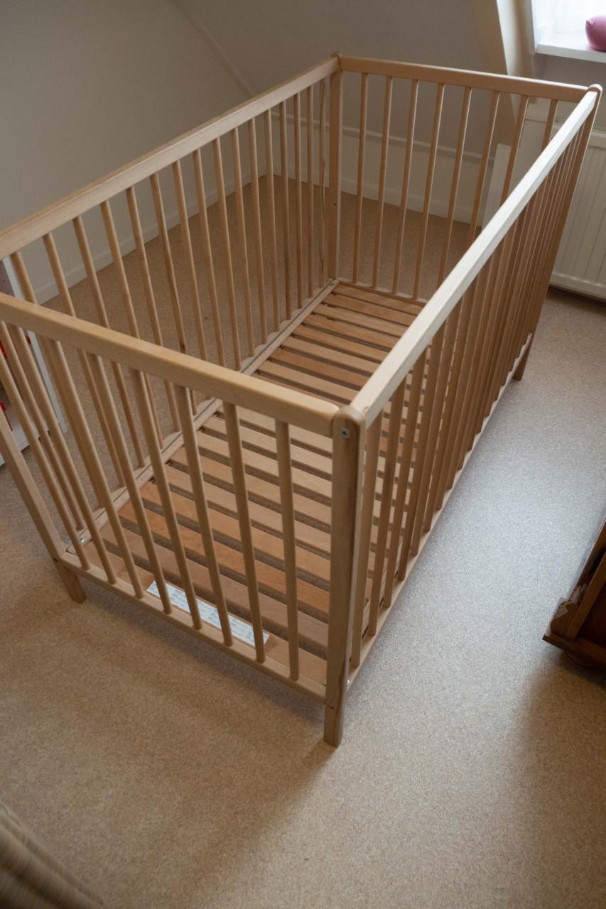 Kinderledikant Ikea blank beuken
