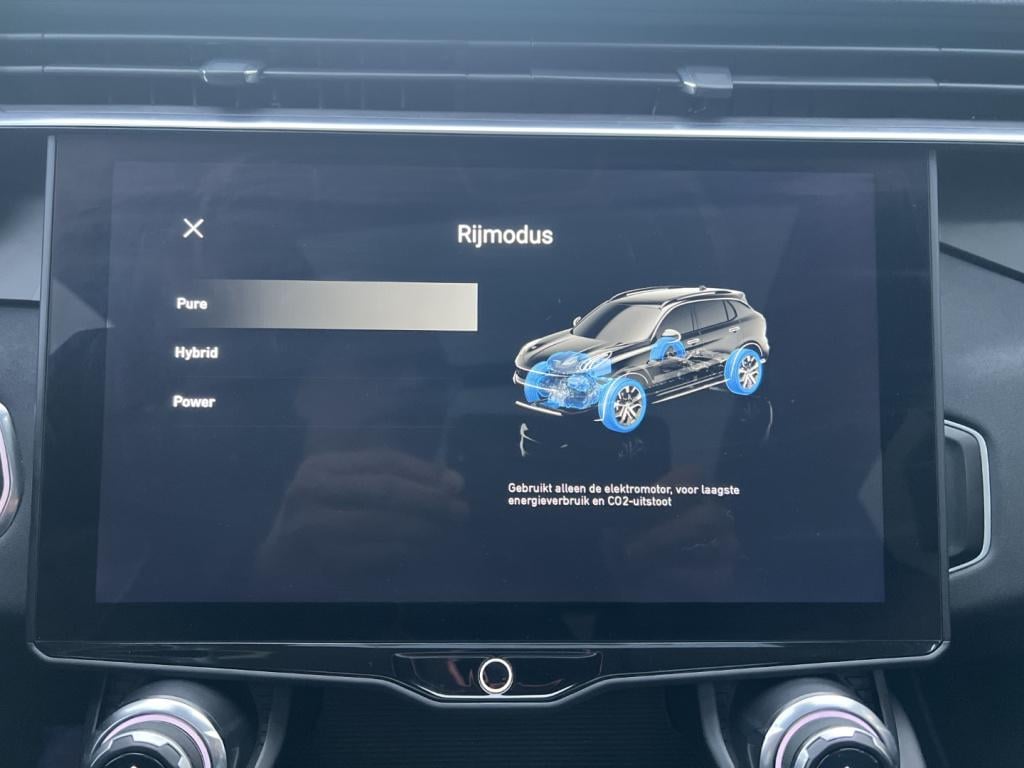 Lynk & Co 01 1.5 261pk phev black edition pano dak , 360gr camera , carplay