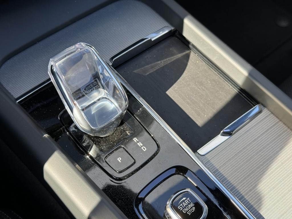 Volvo XC60 t8 455pk recharge ultra black edition| full options! luchtvering