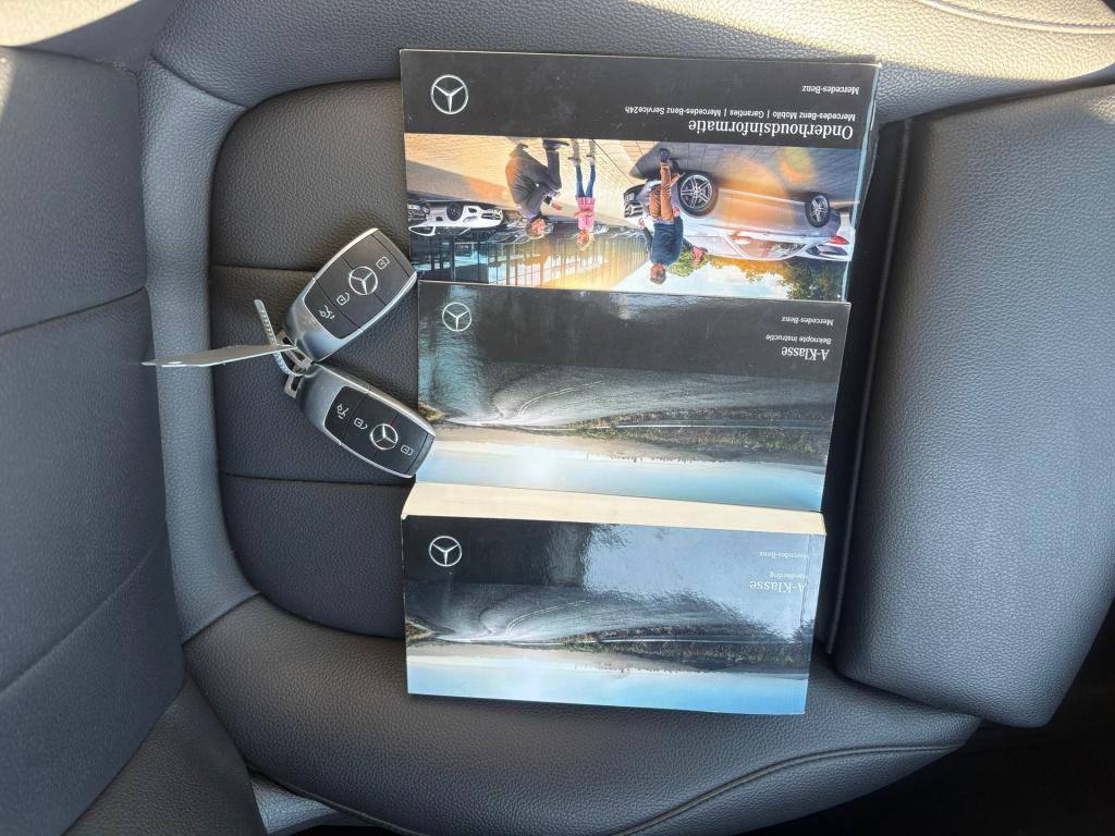 Mercedes-Benz A-Klasse 200 business solution