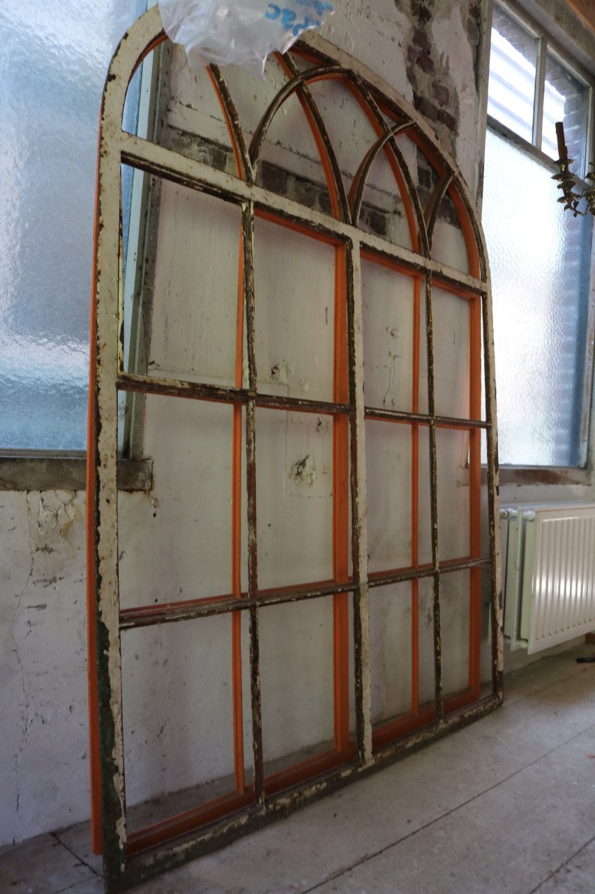 Antieke gietijzeren kerkramen / stalramen 2 stuks 150 x 186