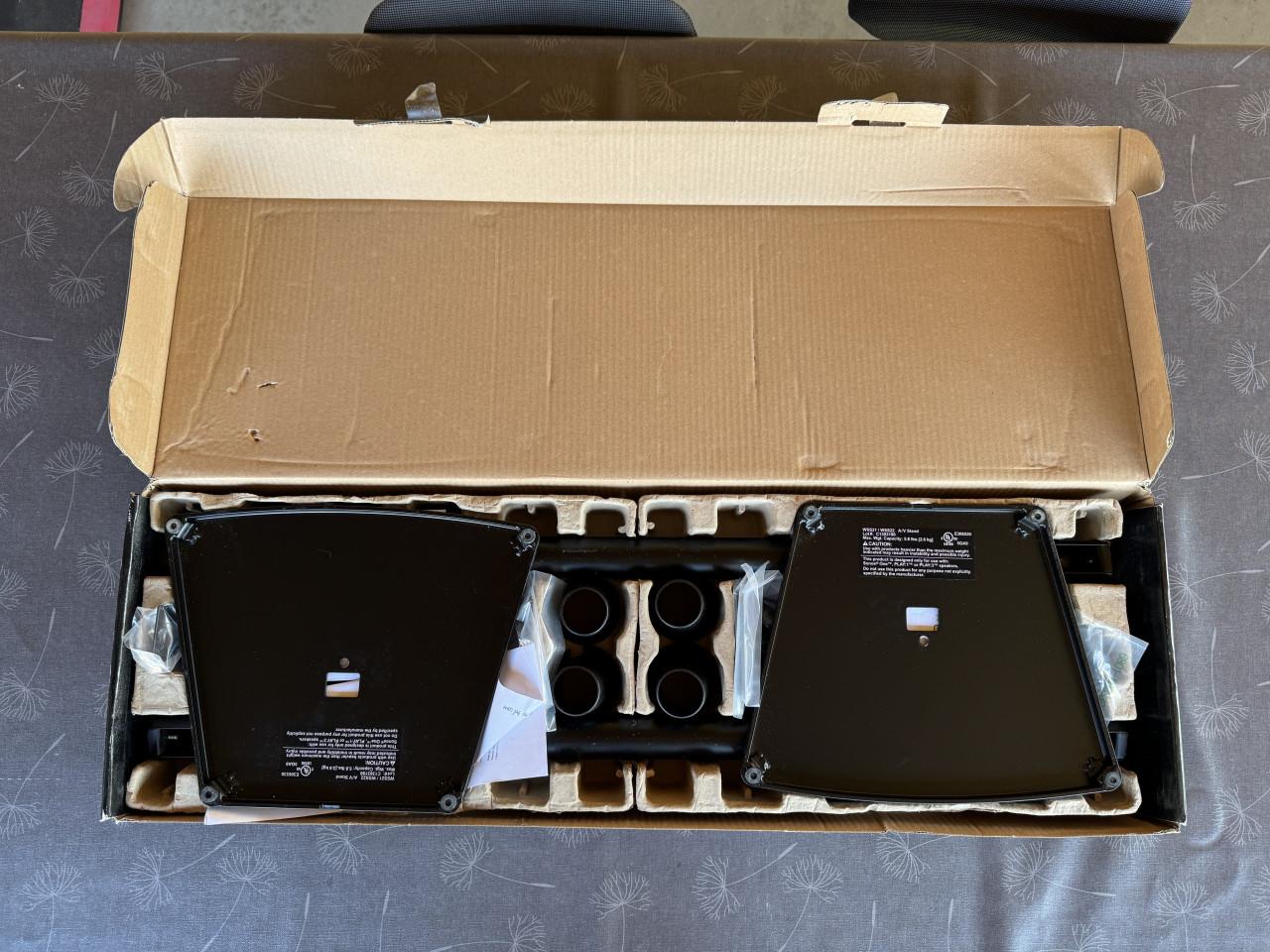 Sonos box stands (2x)