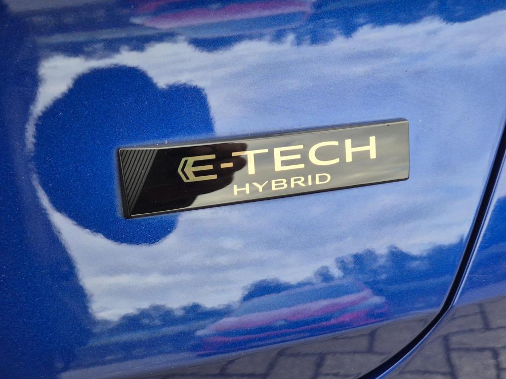 Renault Captur 1.6 e-tech full hybrid 145 techno camera, p-hulp v+a, adapt.
