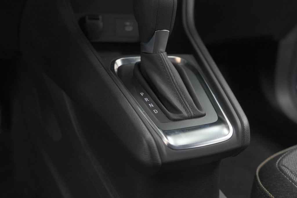 Renault Captur mild hybrid 160 edc techno | camera | navigatie | apple carp