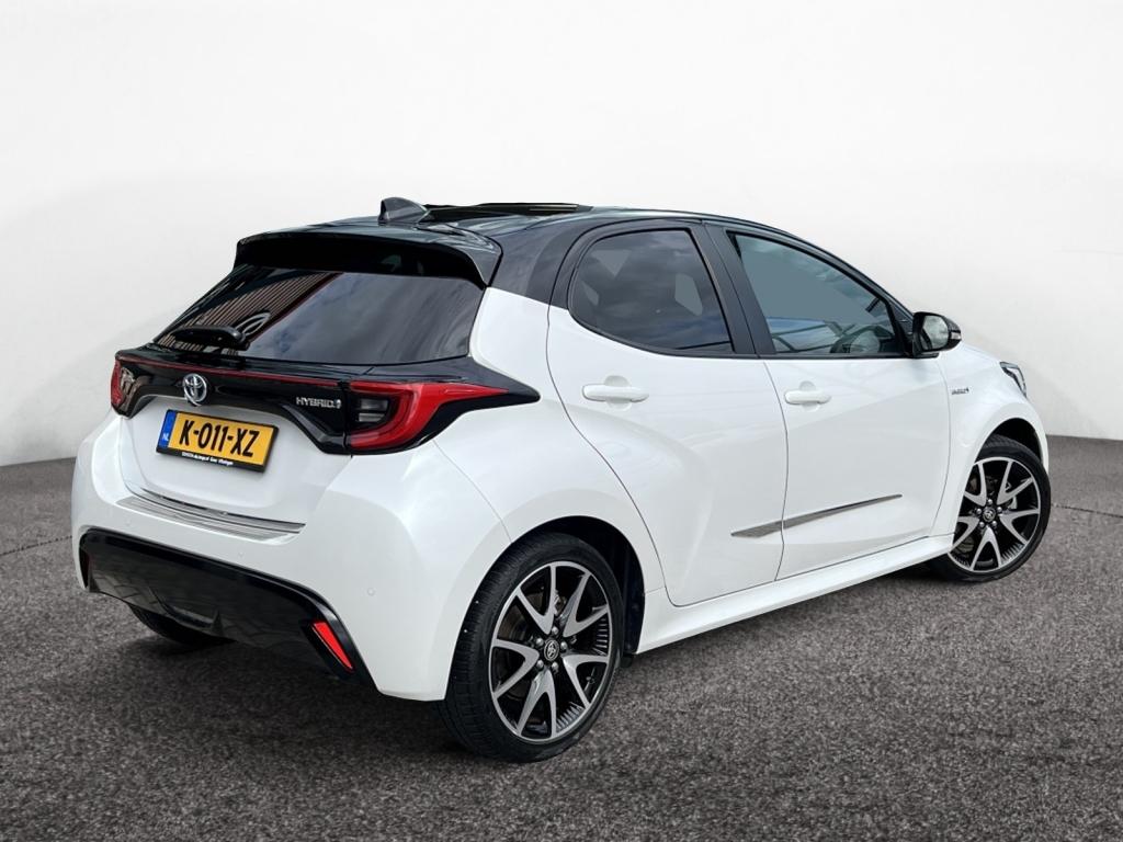 Toyota Yaris 1.5 hyb. executive | nl auto | dealerondehouden | hud | jbl au
