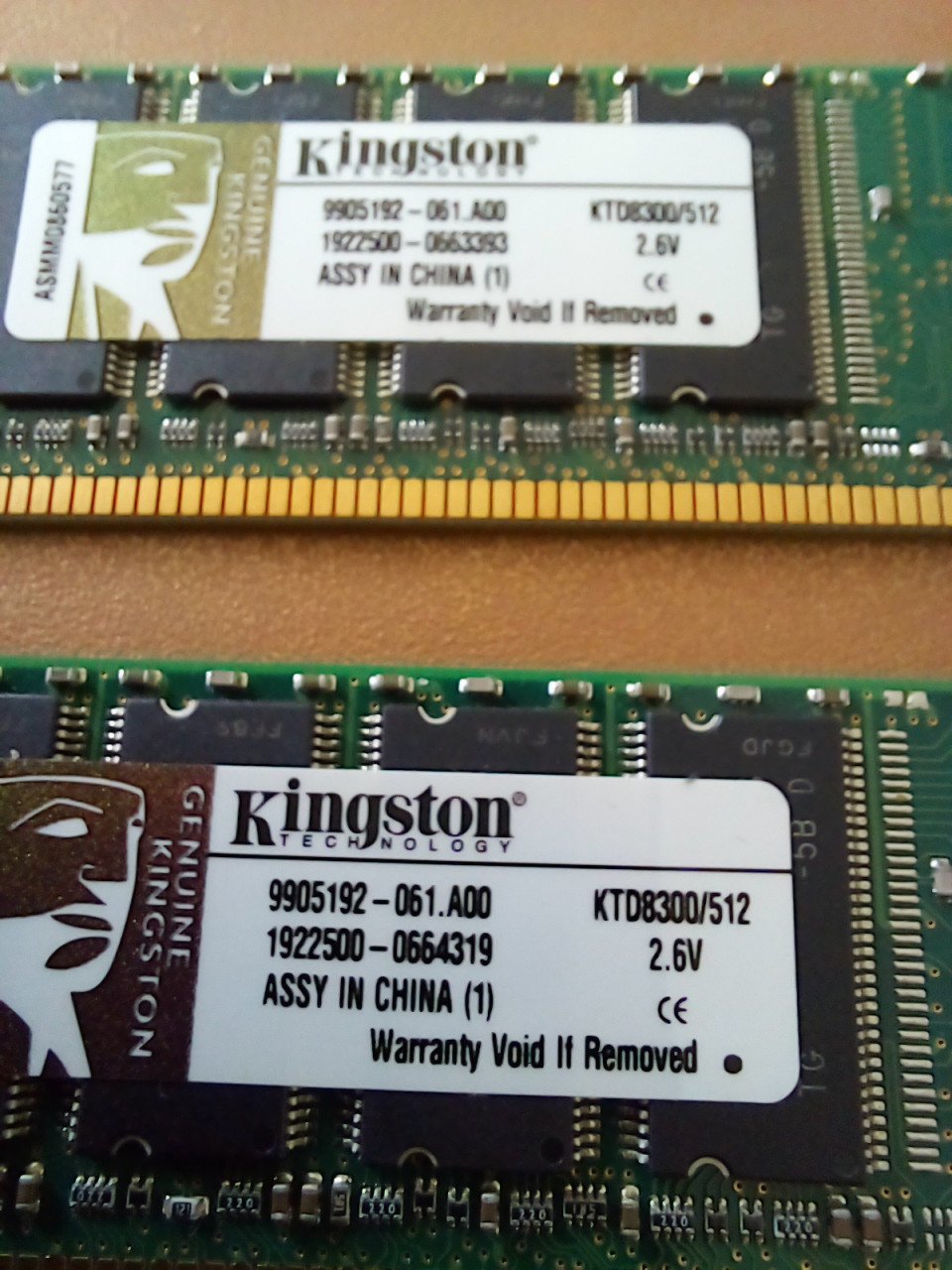 Ram bankjes: Retro 2 x 512 MB - DDR1/PC-3200U voor desktop.