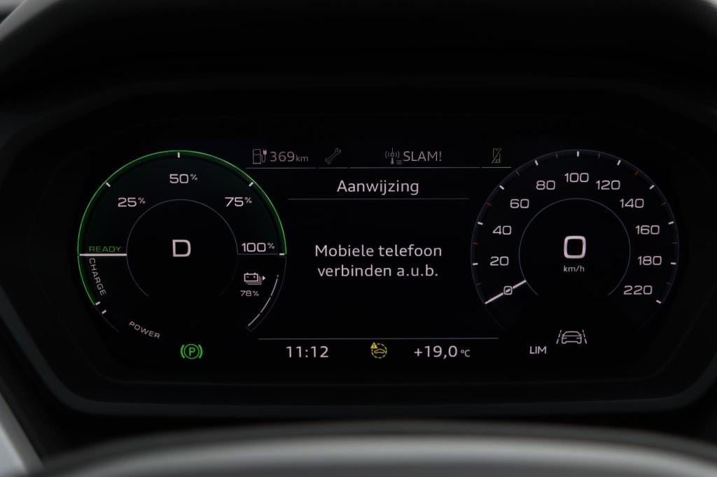 Audi Q4 E-tron 40 advanced edition 82 kwh 204pk | soh 98,2% |