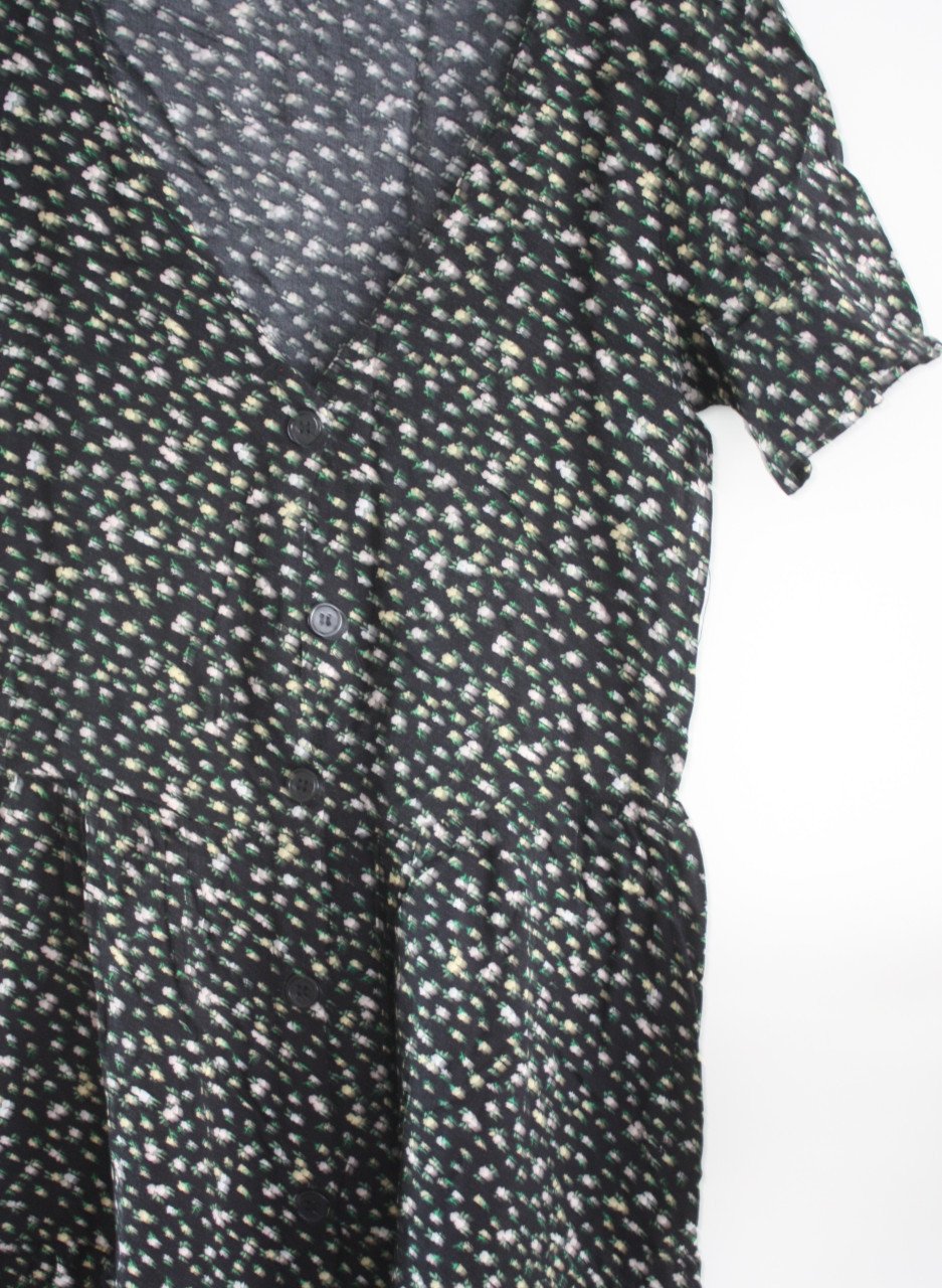 Zwart wit jurk bloemen print en knoopjes maat 32
