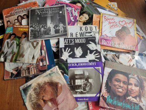 Verzameling van 80 singles