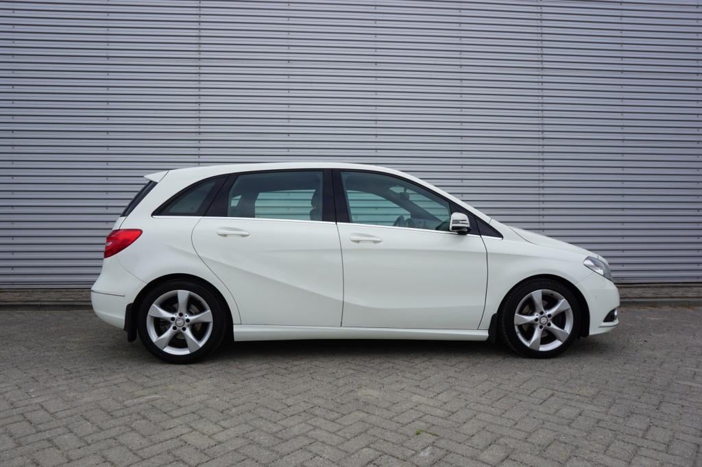 Mercedes-Benz B-Klasse 180 prestige automaat -airco / navi / cruise / pdc /