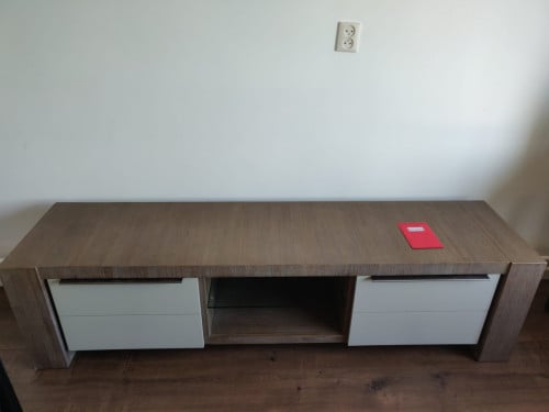 Massief houten meubelset: eettafel, buffetkast en TV meubel