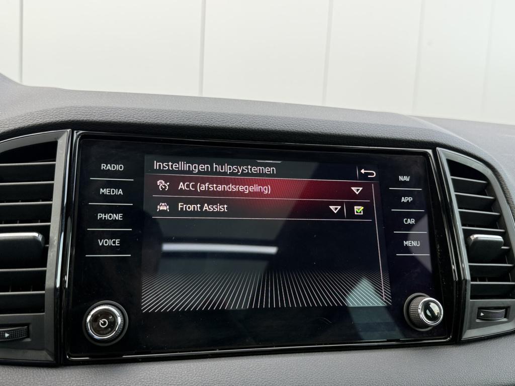 Skoda Karoq 1.5 tsi 150pk act dsg sportline | pano dak | acc | camera