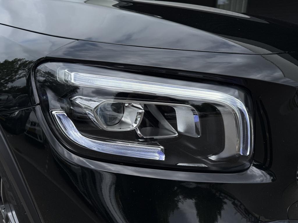 Mercedes-Benz Glb 180 amg line - 7 persoons - origineel nl -