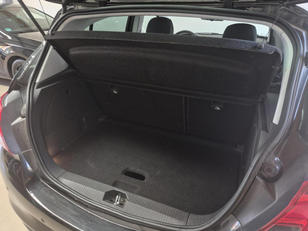 Opel Corsa 1.4 colour edition / stuur-stoelverwarming / parkeersensoren