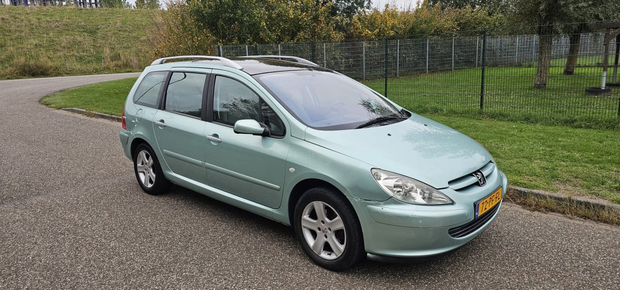 Peugeot 307 SW 2.0 16V Pack panoramisch dak! Met Slecht's 137591km!
