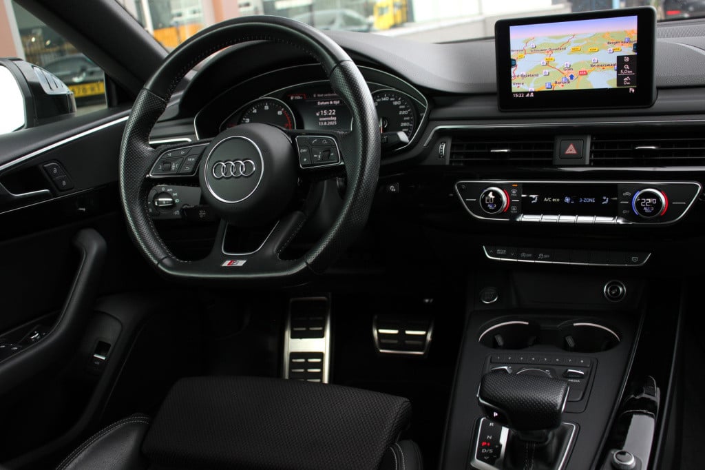 Audi A5 sportback 2.0 tfsi mhev sport s-line edition | pano. | 19'' | half 