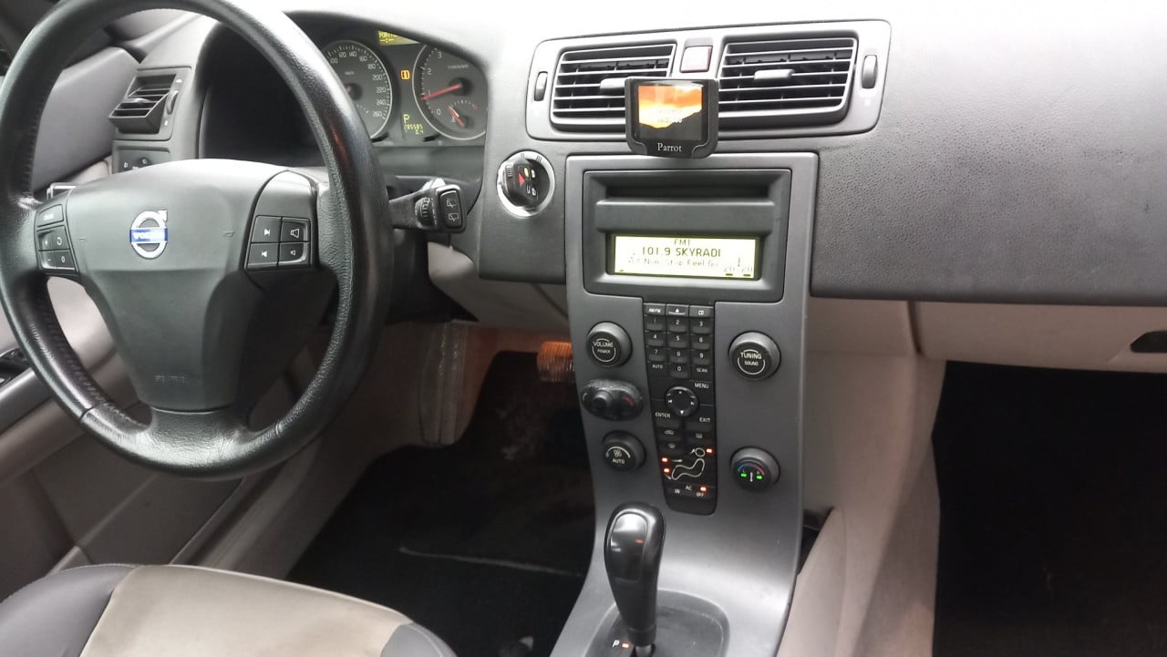Volvo V50 2.4 Edition 1  Automaat !! station bj:2006 airco lm-velgen