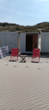 Strandhokje te huur (per dag mogelijk)