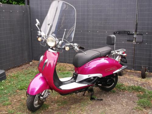 Retro scooter