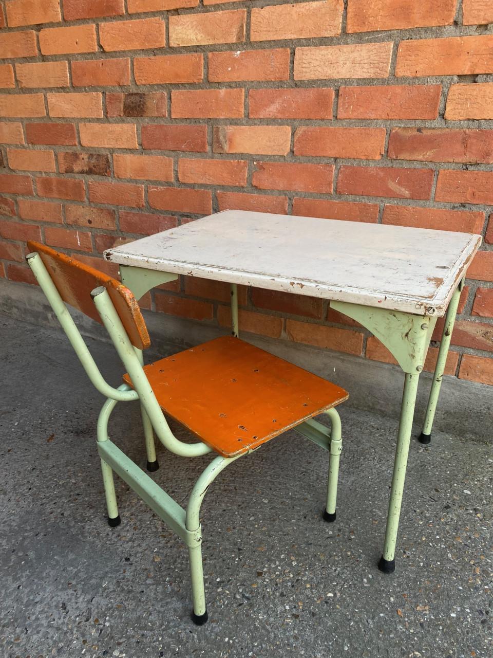 Kinder tafel en stoel