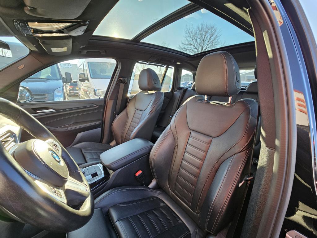 BMW X3 xdrive30e m-sport | pano | acc | camera