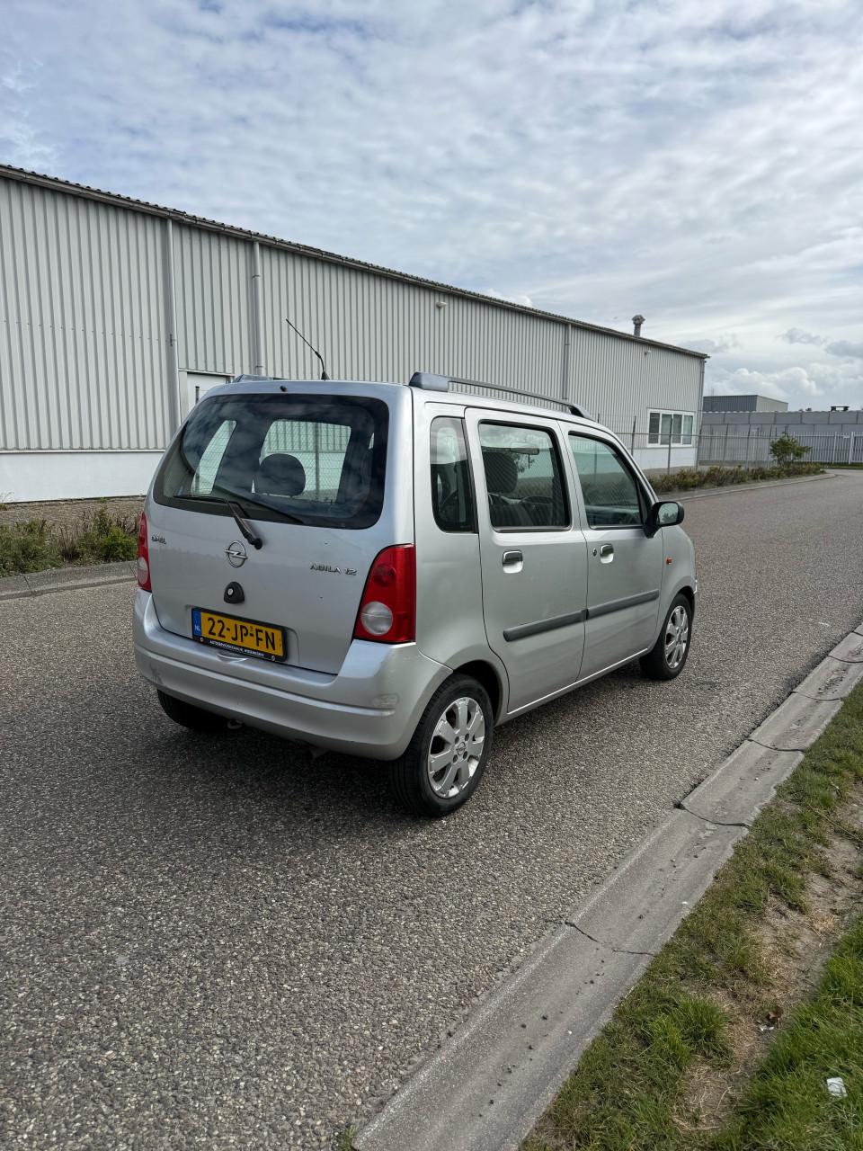 Opel agila 2002 1.2 Airco