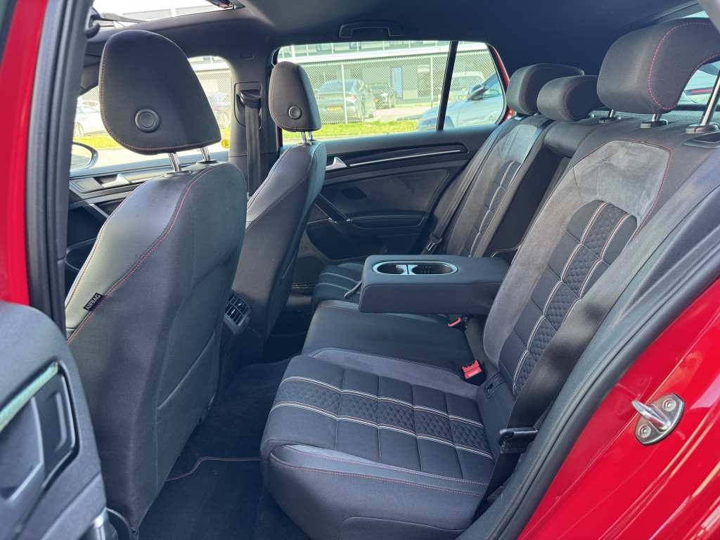 Volkswagen Golf 2.0 tsi gti clubsport dsg| nl-auto | pano | dynaudio | appl