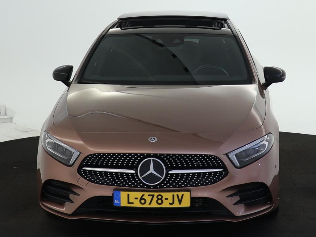 Mercedes-Benz A-Klasse 180 business solution amg | panoramadak | memory pak