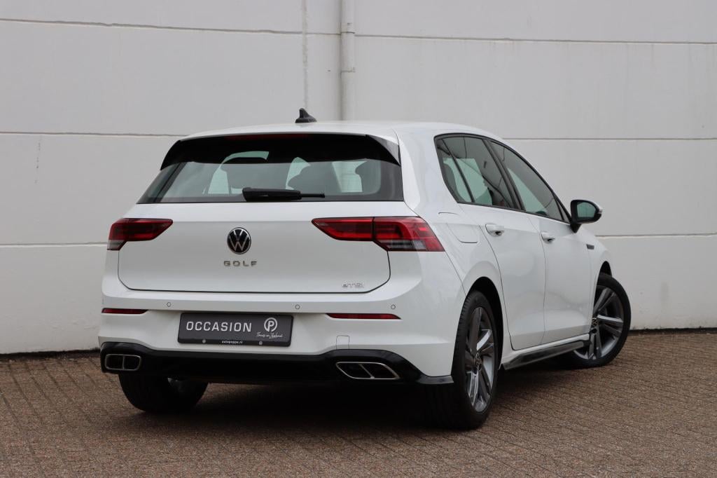 Volkswagen Golf 1.5 etsi r-line dsg7 130pk