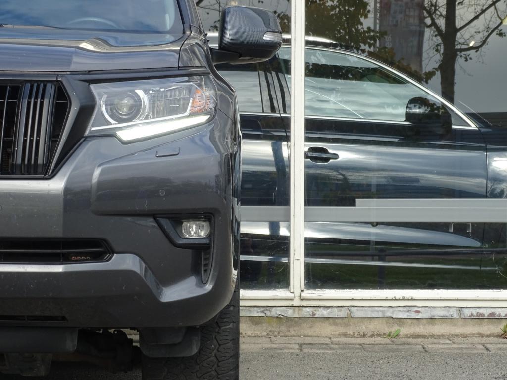 Toyota Land Cruiser 2.8 d-4d comfort be trekker | 5-zitplaatsen |