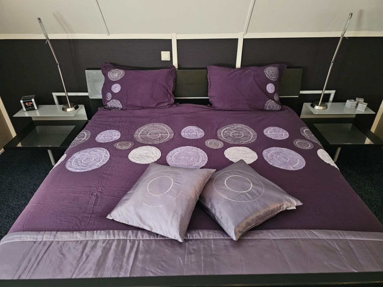 Tweepersoons bed Auping Royal 180x200