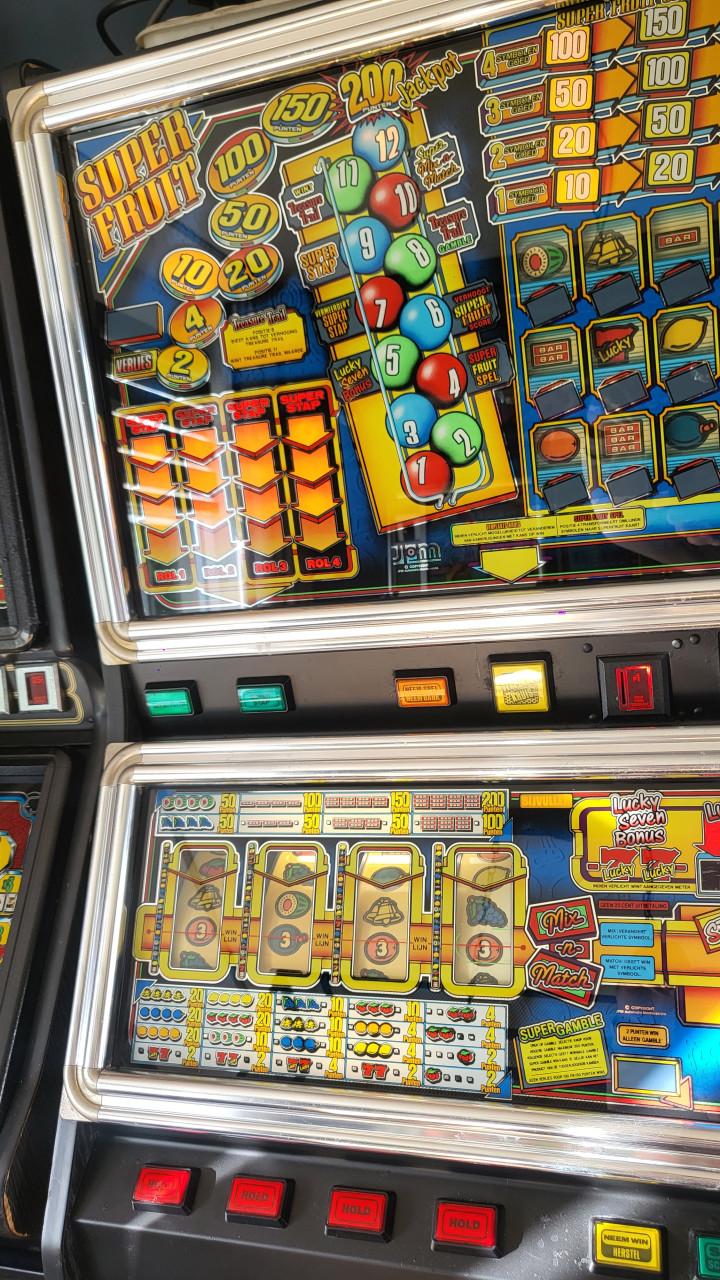 Gezocht defecte gokkasten