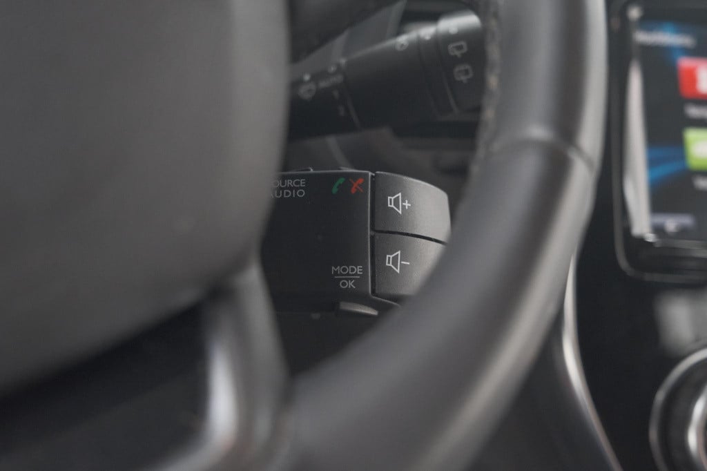 Renault Captur tce 90 intens | trekhaak | camera | dodehoekdetectie | navig