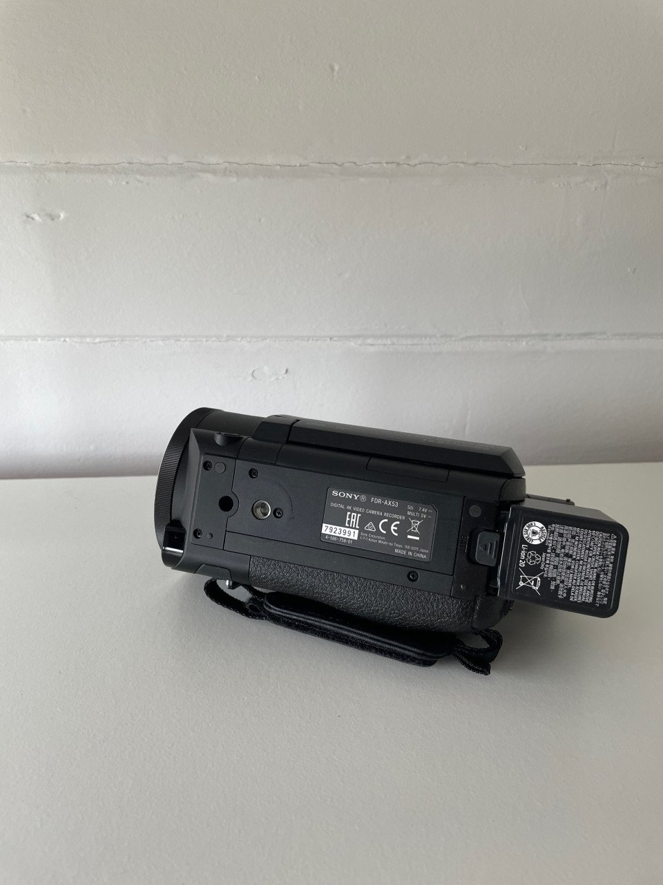 Sony FDR-AX53 4K Handycam – Filmstudio-kwaliteit in je hand! 🎥