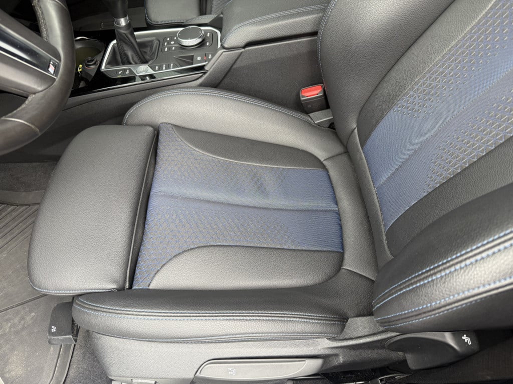 BMW 1 Serie 118i 140pk high executive m-sportpakket 5-drs
