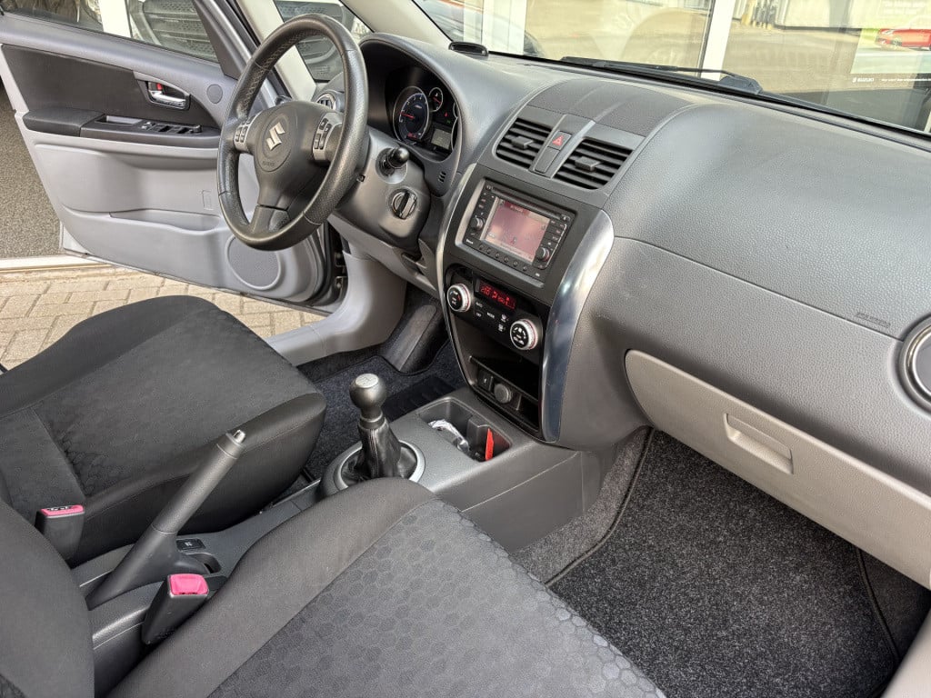 Suzuki Sx4 1.6 executive/trekhaak