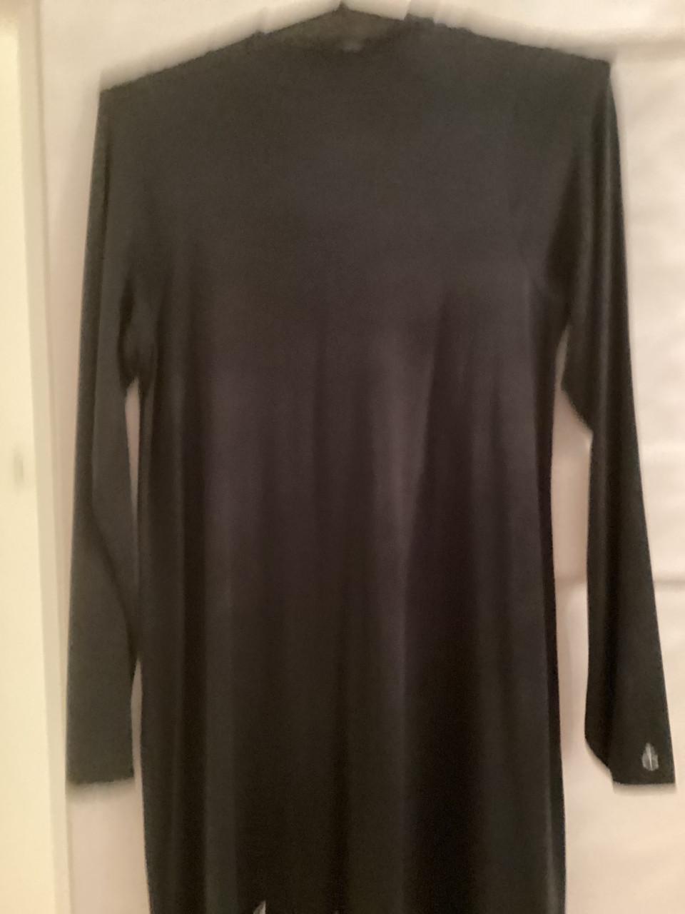 Mooi donker blauw jurkje maat xl amper gedragen