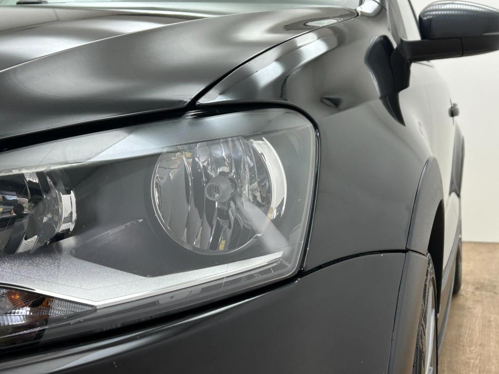 Volkswagen Polo occasion 1.2 tsi cross | zwart | tweedehands volkswagen pol