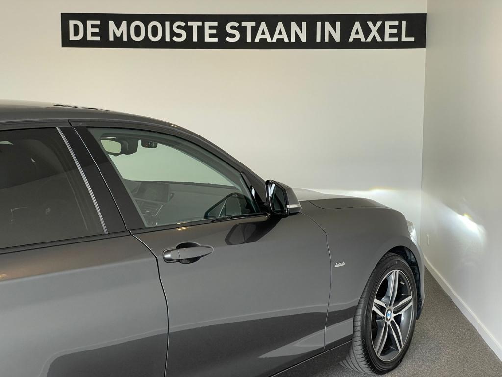 BMW 1 Serie 125i edition m sport shadow high executive