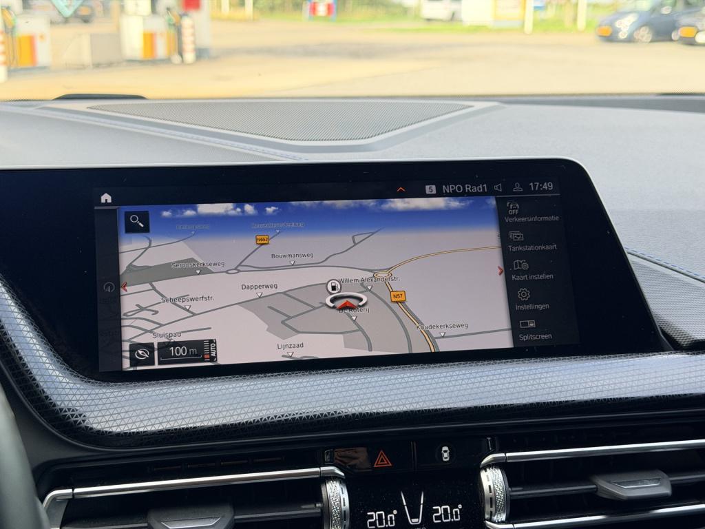 BMW 1 Serie 118i m-sport | carplay | parkeer sensoren | dab | cruise contro